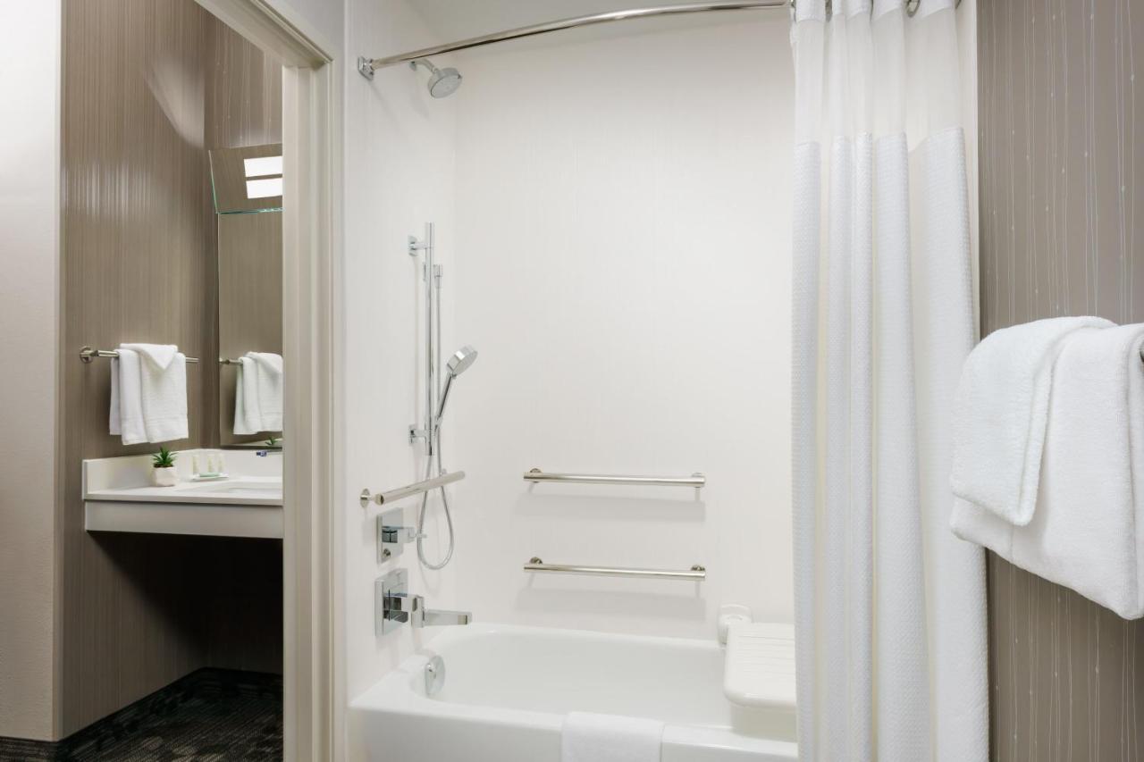 Courtyard By Marriott Dallas Lewisville Exterior foto