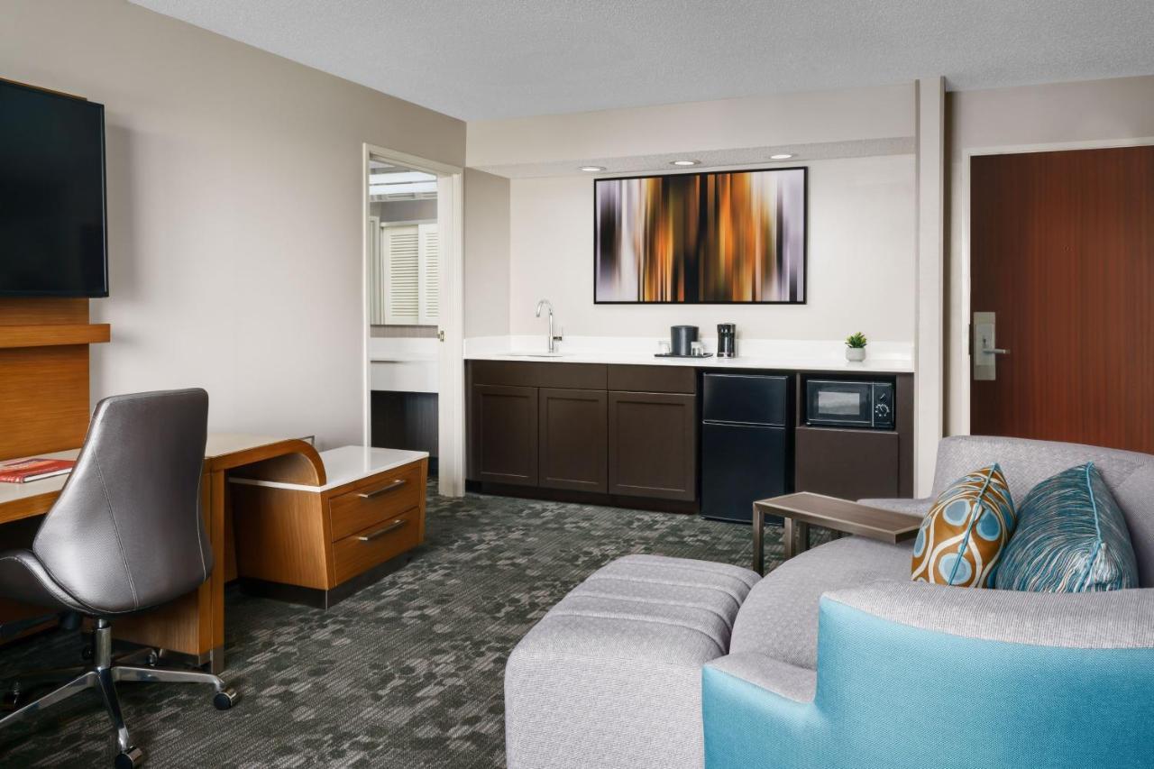 Courtyard By Marriott Dallas Lewisville Exterior foto